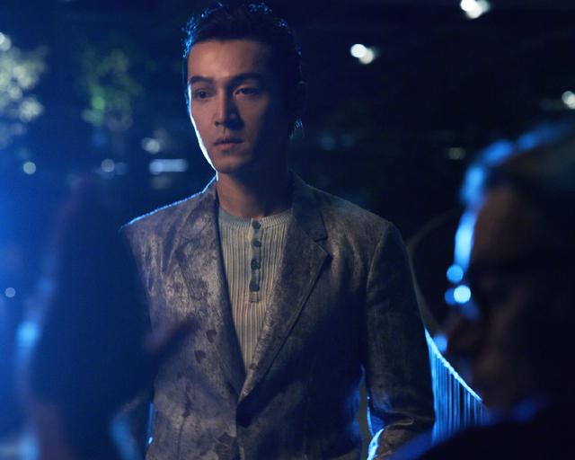 胡歌最新时尚大片 帅气迷人环球网