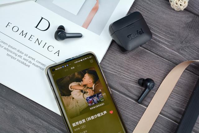 不踩坑，31小时持续续航，全面体验棱形战神德斐尔蓝牙耳机