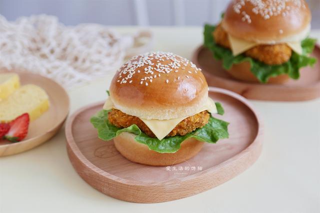 超级宝妈|给孩子做的儿童节美食，晒了圈，网友哭了：最后一个排长队买不到