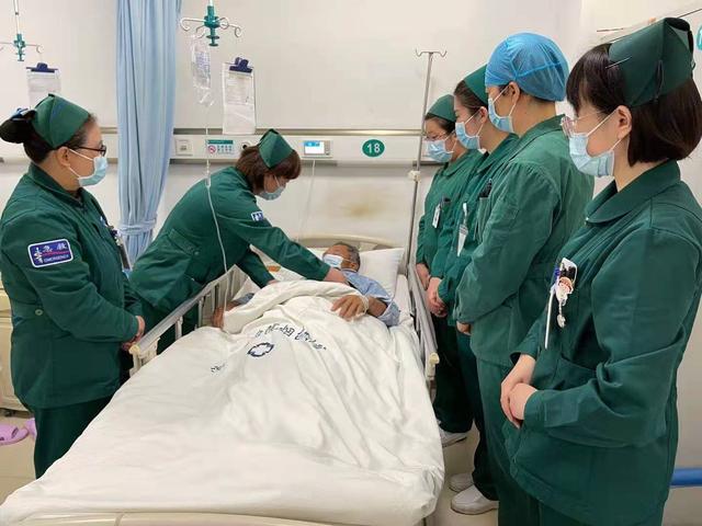 接种|致敬护士节｜滨医烟台附院急诊科护士长尹丽达：与时间赛跑为患者站好每一班岗
