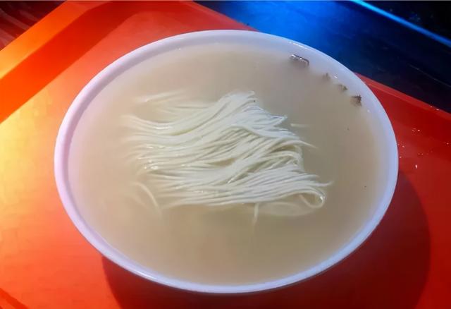 刀鱼|长江禁渔之后，餐桌上的刀鱼从何而来？