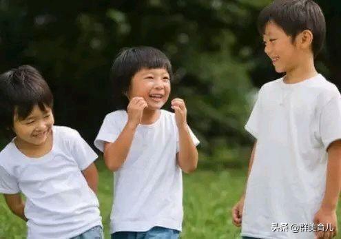 【超级宝妈】父母要知道，不帮孩子纠正这几点，再补孩子也难长个儿