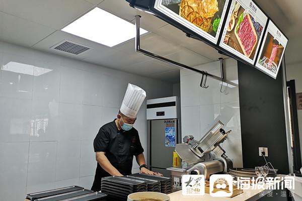 充值|临沂新闻大厦“521”美食节重磅来袭！饕餮盛宴优惠超多