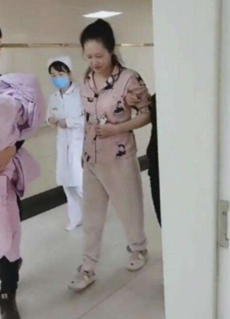 「你的育儿经」“最懒丈夫”走红，妻子待产却霸占床位睡觉，网友：不配做丈夫