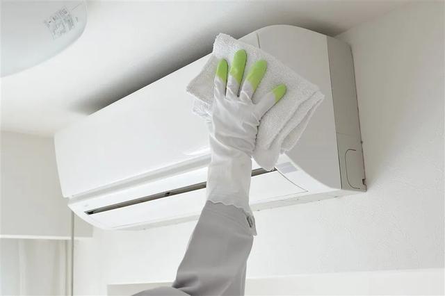 空调|夏日炎炎，别忘给家中空调“洗澡”！教你清洗空调的正确姿势