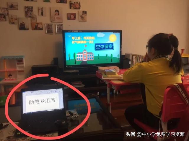 「超级宝妈」“不要救我，我真的太累了！”妈妈辅导儿子学习气到跳河…