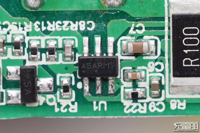 联想90W双C口氮化镓快充拆解，双口45W快充，内部设计爱了