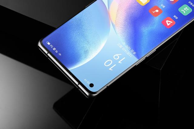 OPPO Reno5 Pro+艺术家限定版官方图赏