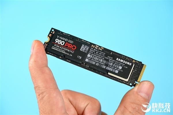 最强PCIe 4.0固态硬盘 三星980 Pro图赏