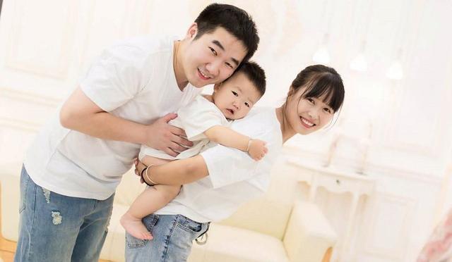 超级宝妈：“爸爸队”“妈妈队”相似度大比拼，你家娃跟谁更像？