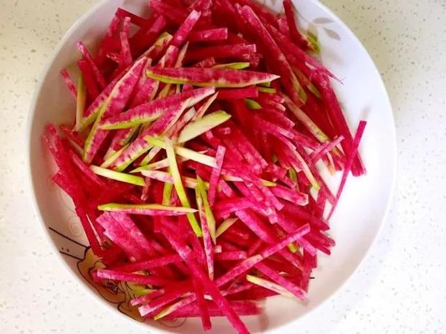 东北人冬天绝离不开的12种美食，你全吃过吗？