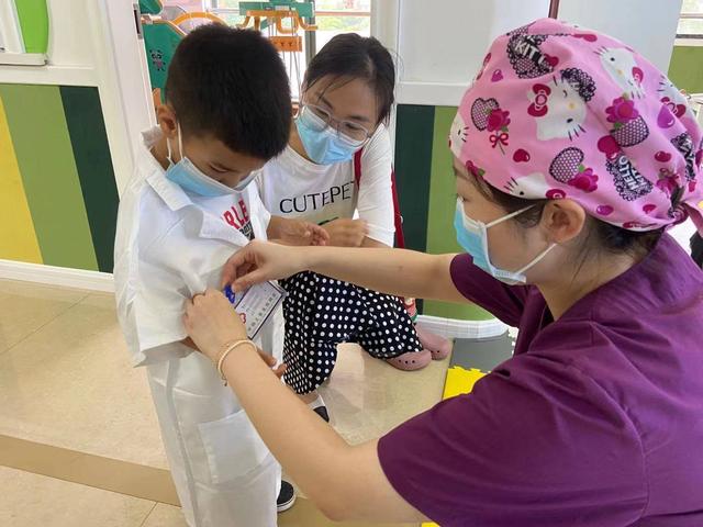 孩子|大小读书会“小小牙医”：重视口腔健康，守护一生微笑