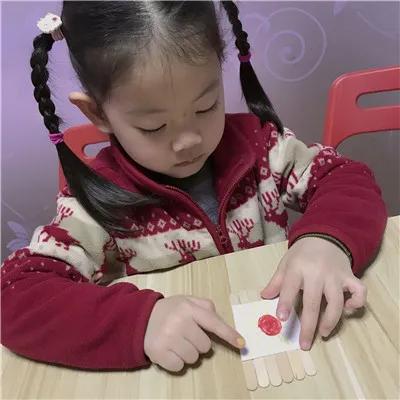 「超级宝妈」雪糕棒这样设计玩法，亲子游戏不用再发愁