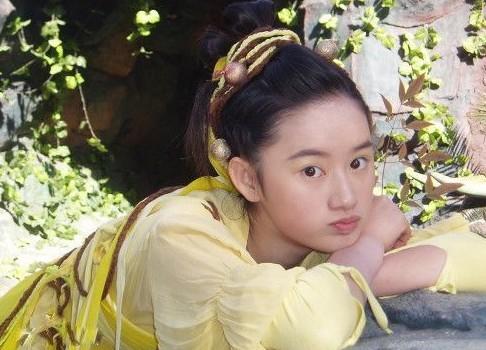 风驰|刘诗诗、唐嫣的专属伴娘，曾出演《仙剑3》，如今成“人气女王”