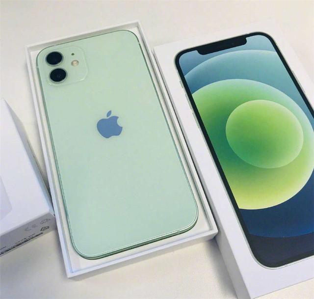 华为Mate40与iPhone12该买谁？理性分析得出答案