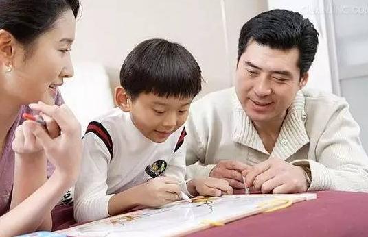 超级宝妈@你还在帮孩子收拾房间吗?哈佛研究:你这样是在害孩子,别瞎勤快