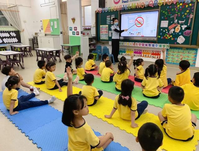爱上你的微笑|「祈福倚湖湾幼儿园」安全教育第一课