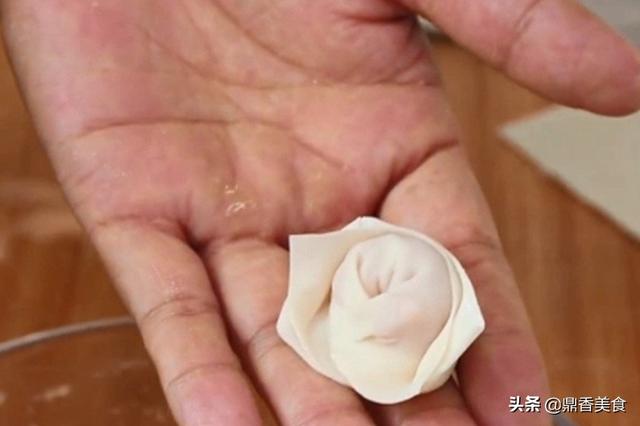 冬至包馄饨，还是这种味的好吃，鲜香又滑嫩，一口一个香，真过瘾