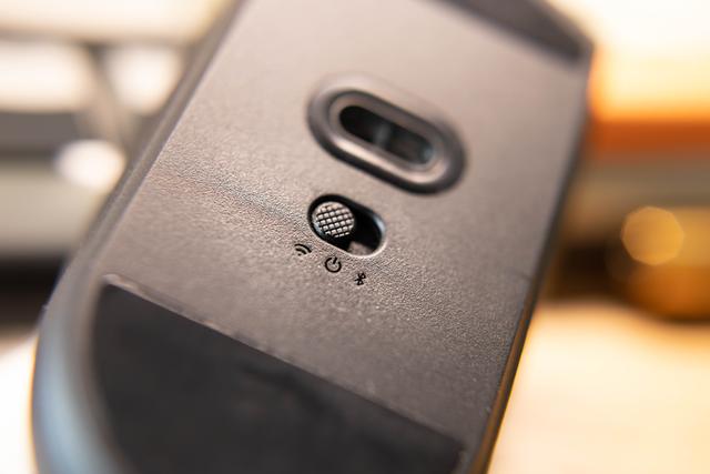 均衡的无线双模游戏鼠标，KATAR PRO WIRELESS