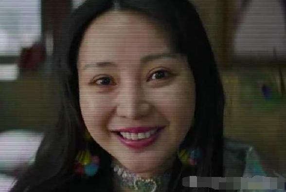 齐鲁晚报·齐鲁壹点采访柳岩:演喜剧需要“厚脸皮”影视交流地