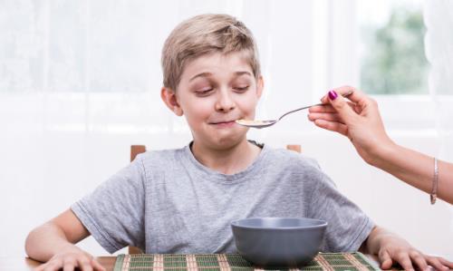 超级宝妈：孩子挑食别不在意，当心是病，这5种原因看看你家宝宝中了吗？