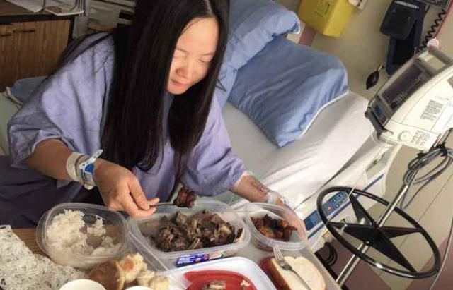 『超级宝妈』这个产妇太“霸气”，顺产完直接下床自行回病房，网友：最牛宝妈