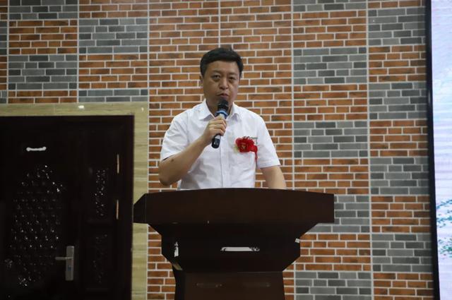 电影工厂|电影《戏里戏外》在济南市长清区万德街道灵岩大佛山景区举行开机仪式