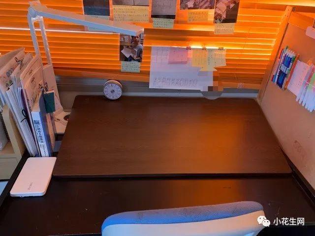孩子|三个妈妈给娃精心布置“书桌区”，好多“鸡娃小心机”
