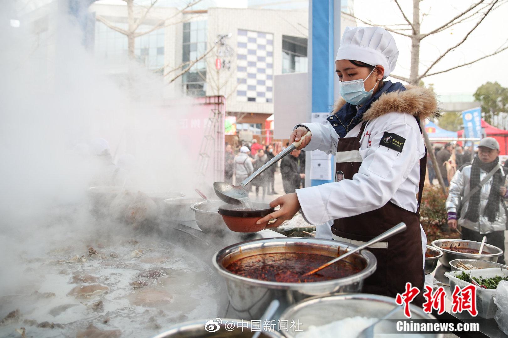 羊肉|冬至即将到来，这一大锅羊肉汤有没有“诱惑”到你