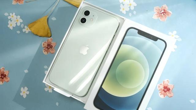 iPhone12系列有多烂？又一个问题被官方确认！果粉太难了