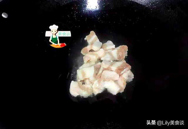 大雪后，用这三样食材一起焖，鲜香四溢营养互补，大人孩子都爱吃