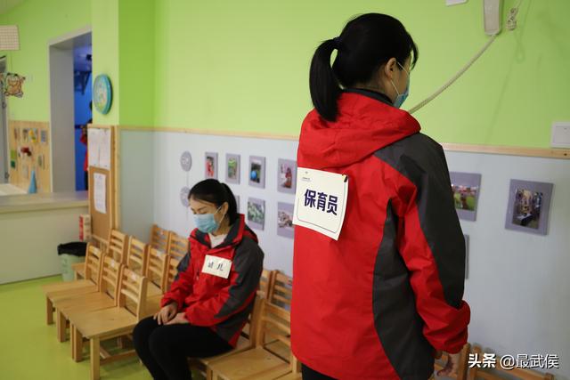 「你的育儿经」开学准备，家长速看！“教科书版”幼儿园应急演练来了