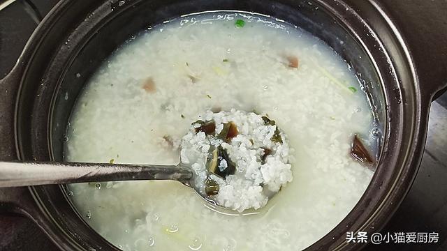 做皮蛋瘦肉粥时，别直接下锅，小猫教你正确做法，营养好吃，真香