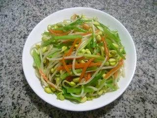 烟雨琴殇|阜新阳光大姐｜|跟我学做菜：这几道月子餐，缓解便秘还不长肉