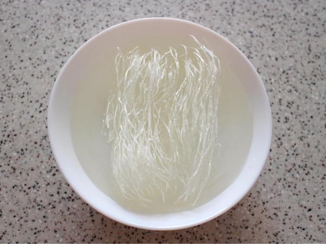 每次做这道菜，筷子就没离开过，入味又解馋，好吃到停不下来