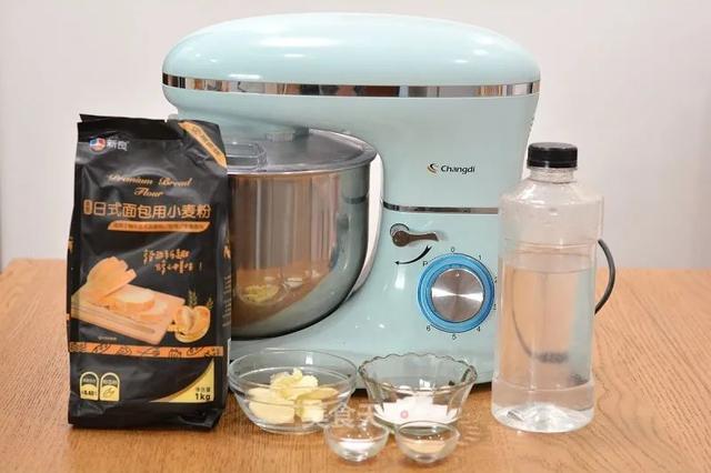 自制家庭版披萨，真材实料，好吃又健康！一点不比餐厅卖的差