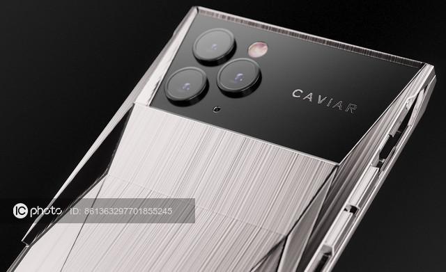 环球网▲iPhone 11 Pro钛金换壳版上线 致敬特斯拉皮卡