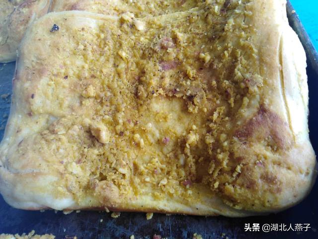 陕西特色美食炕炕馍，汉中人早上除了吃面皮就爱吃它，附上做法