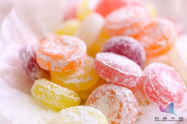 食品|"摊上事"了！元气森林致歉！0蔗糖=0糖？"0糖0卡0脂"真的喝不胖？