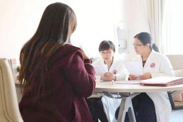 超级宝妈:国外产妇生出“无脸”婴儿,只因为孕期的这个做法,孕妈不忽视!