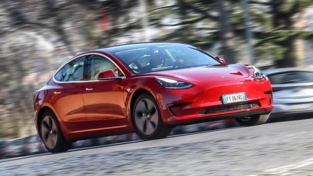 Model 3秋冬季节续航对比测试：差异巨大