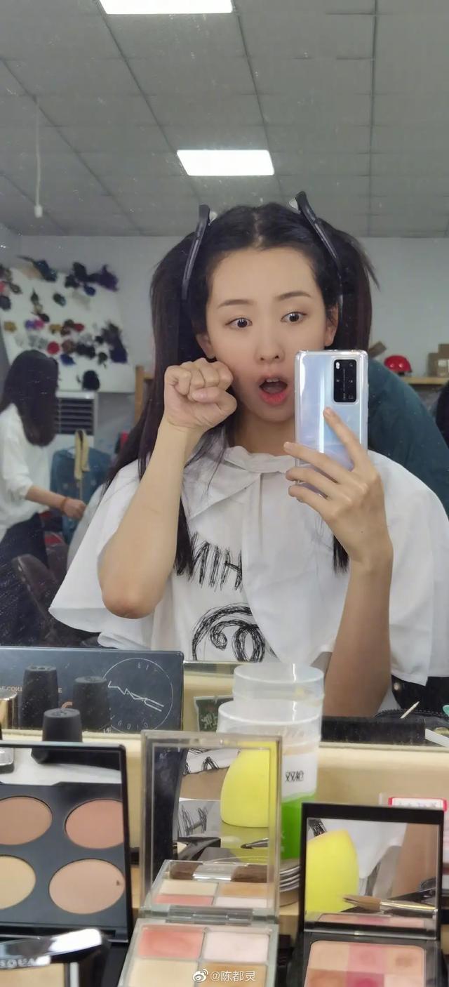 陈都灵，美丽可爱|资讯早知道