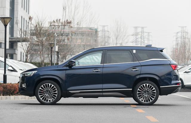 工薪族买得起的中型SUV，9.99万起的捷途X95不香吗？