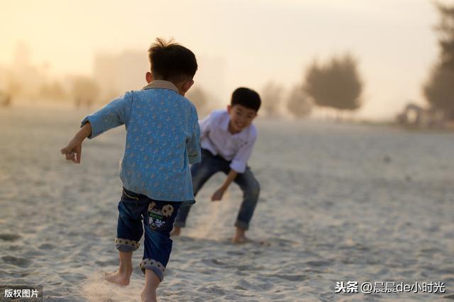 你的育儿经|儿童节快乐！父母如何培养一个有快乐感的孩子，只需做到这三点