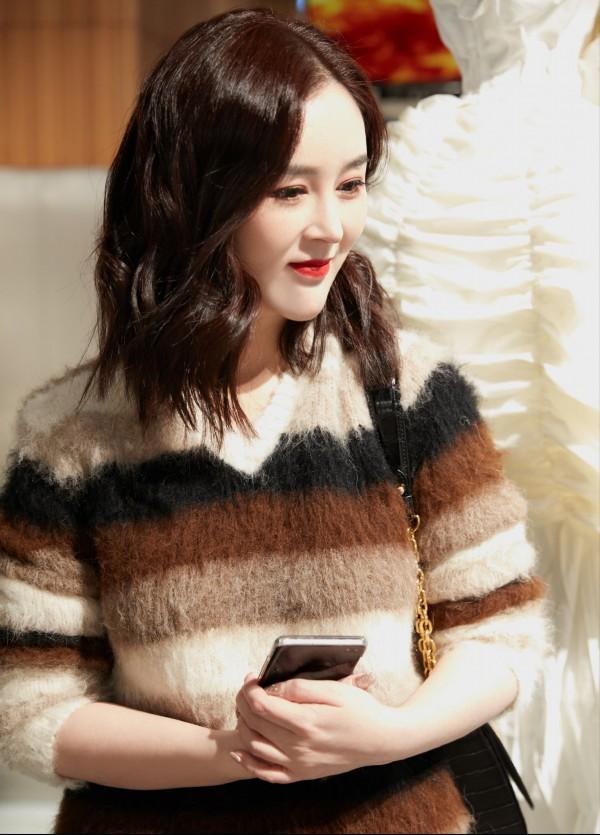 导演刘竞——优雅于心，方能自在美丽|资讯早知道