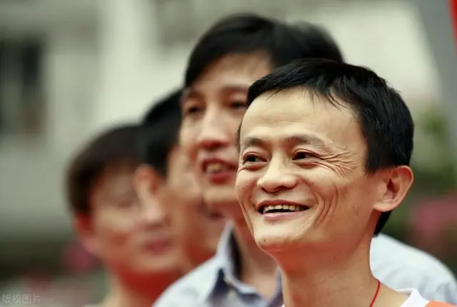 马云：不要在孩子面前表扬谁家的孩子会读书，而应该表扬这些？