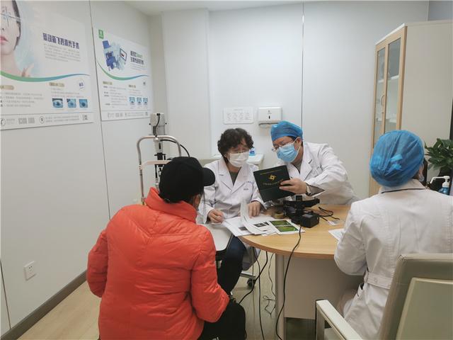 眼科|徐州矿西眼科邀专家坐诊 20个专家号“秒抢空”