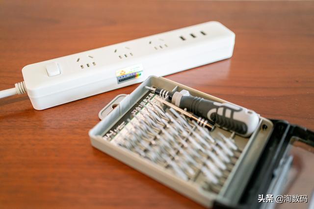 淘哥的廉价数码晒单：京东￥16.9元包邮的USB插座拆解简评