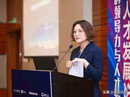 刚打败苹果！小米女高管就惹事了，雷军决定“杀一儆百”