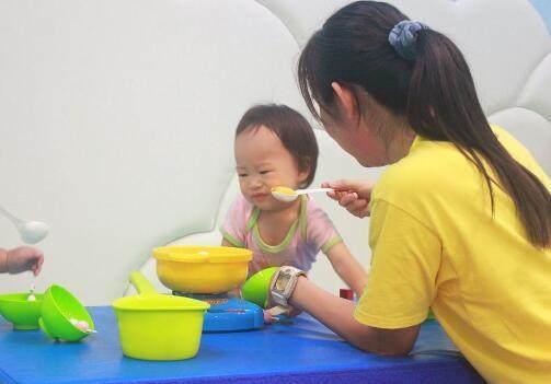 #你的育儿经#“饮食男女，食之性也”孩子的吃相应该如何培养